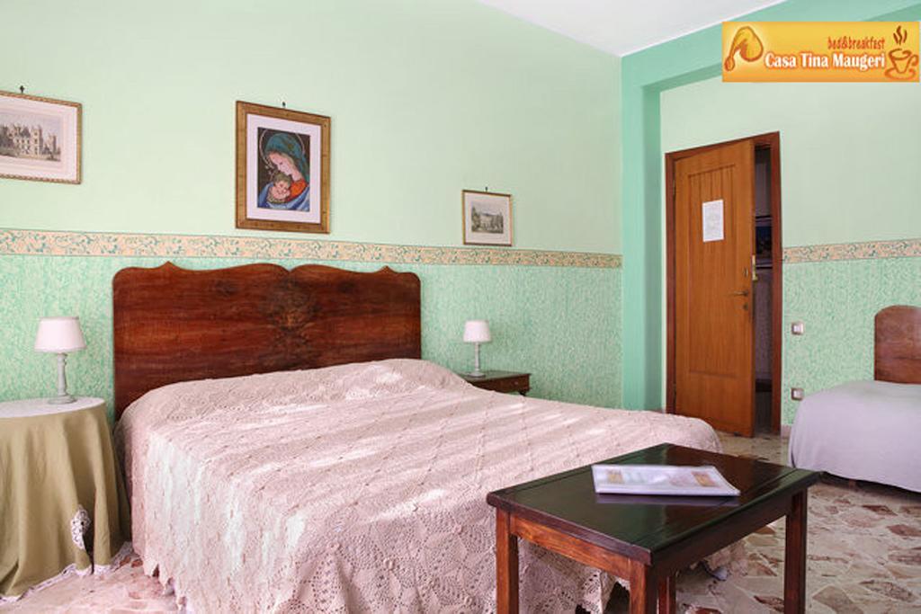 Casa Tina Maugeri Bed & Breakfast Catania Bilik gambar
